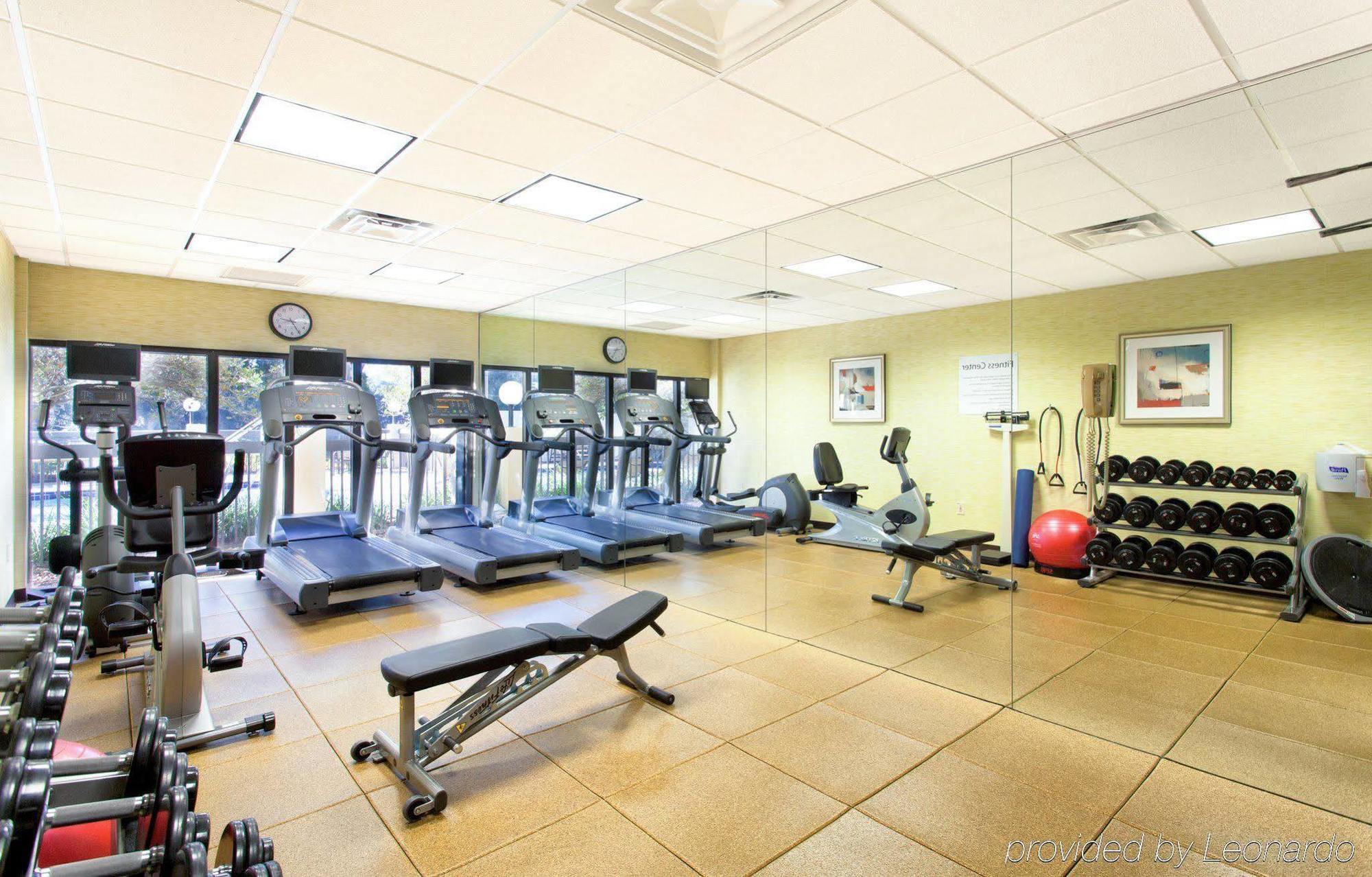 Holiday Inn Express Tampa-Brandon By Ihg Exteriör bild